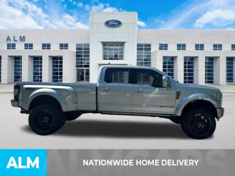 More photos of 2022 Ford F-450SD Platinum at ALM Ford Marietta, GA