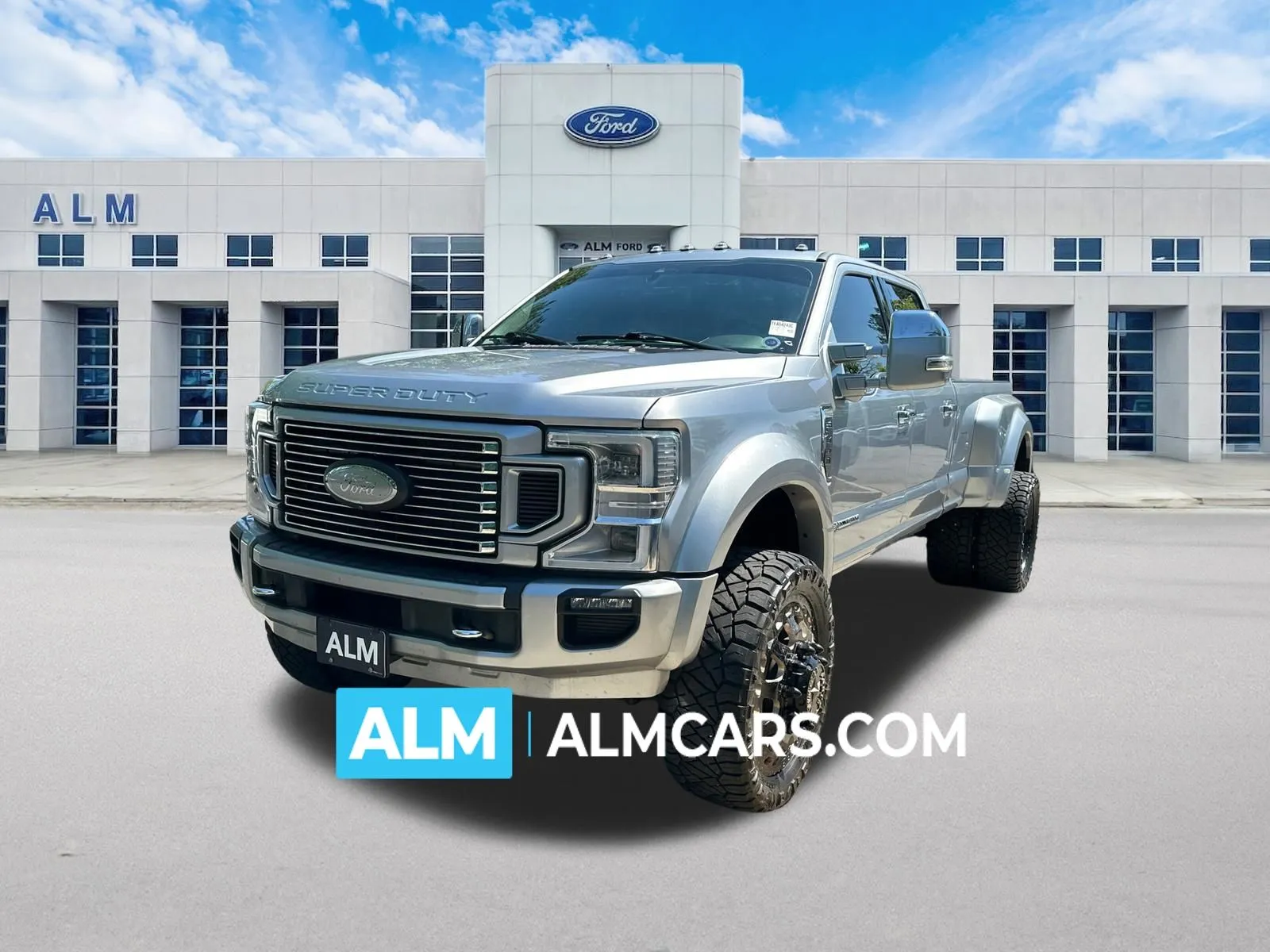 2022 Ford F-450 Platinum 4x4 Crew Cab 8' Box DRW's photo