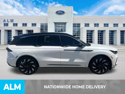 More photos of 2024 Lincoln Nautilus Black Label at ALM Ford Marietta, GA