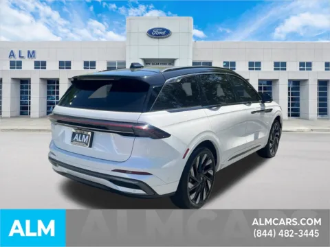 More photos of 2024 Lincoln Nautilus Black Label at ALM Ford Marietta, GA