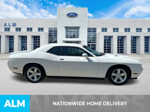 More photos of 2013 Dodge Challenger SXT at ALM Ford Marietta, GA