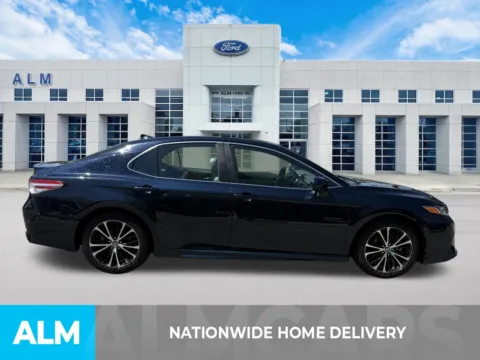 More photos of 2020 Toyota Camry SE at ALM Ford Marietta, GA