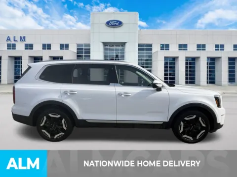 More photos of 2025 Kia Telluride S at ALM Ford Marietta, GA