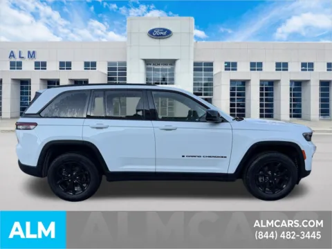 More photos of 2025 Jeep Grand Cherokee Altitude at ALM Ford Marietta, GA