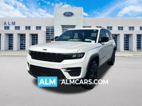 White 2025 Jeep Grand Cherokee Altitude for sale in Marietta, GA