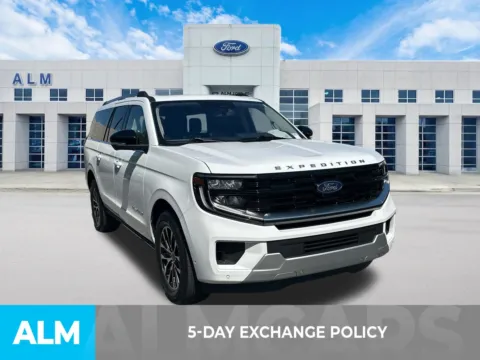 Another view of 2025 Ford Expedition Max Platinum for sale in Marietta, GA at ALM Ford Marietta