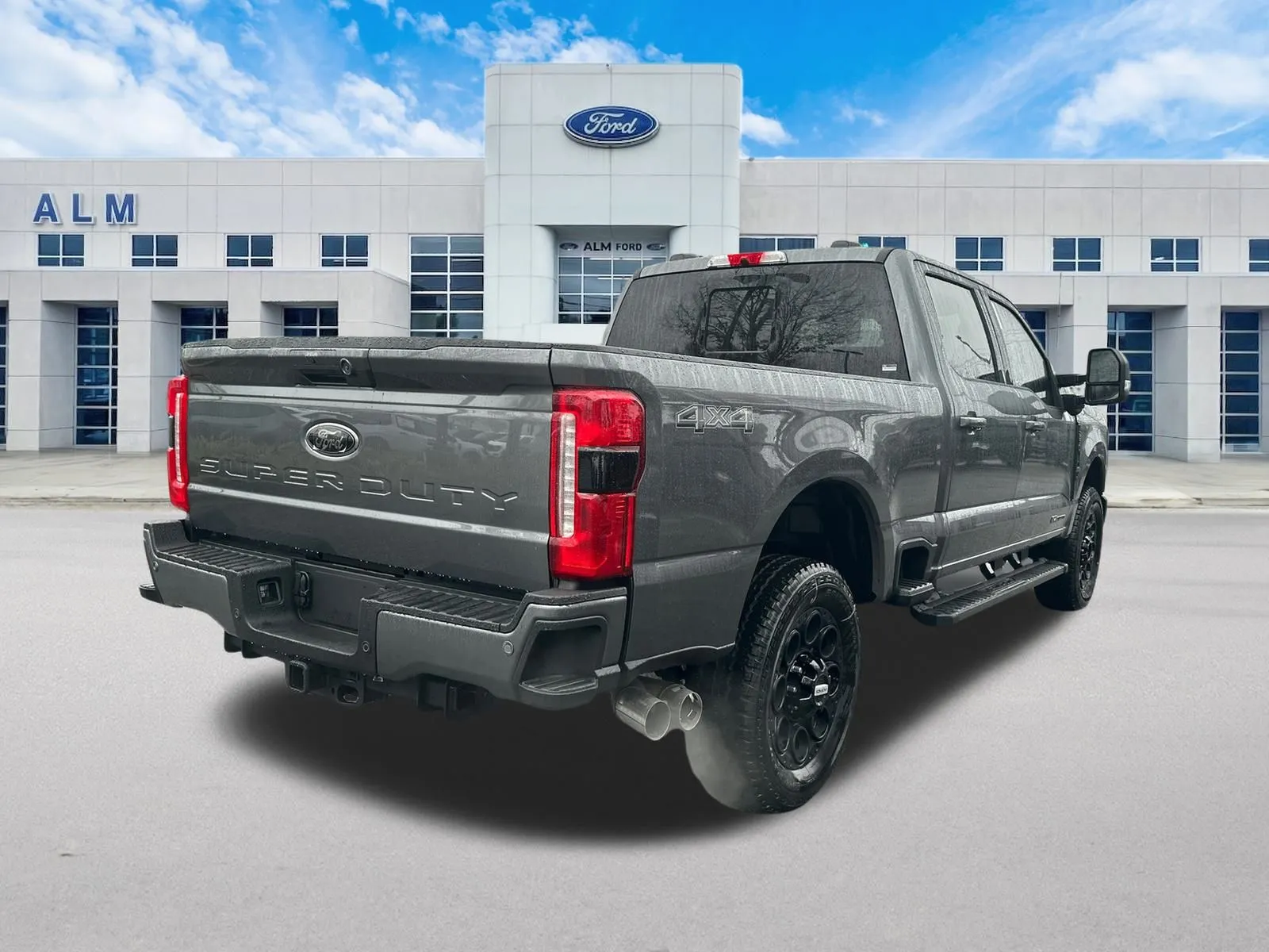 2026 Ford F-250 Super Duty XLT - Photo 6