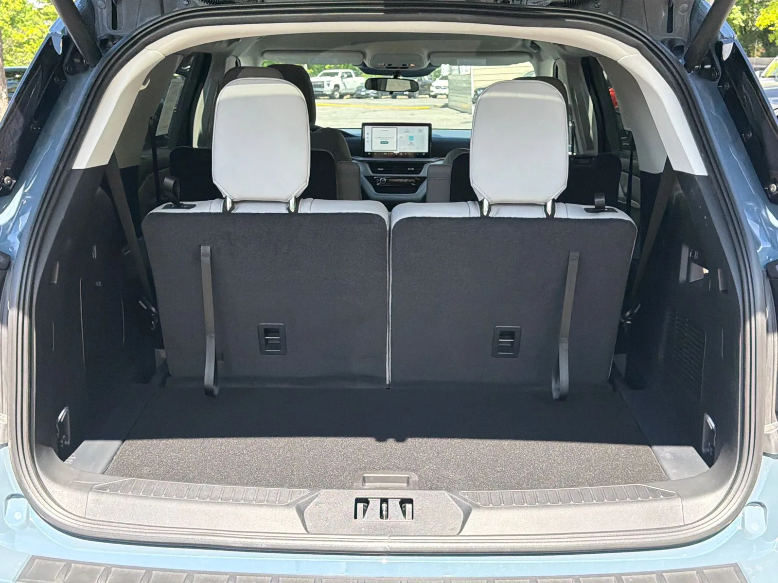 2026 Ford Explorer Active - Photo 19