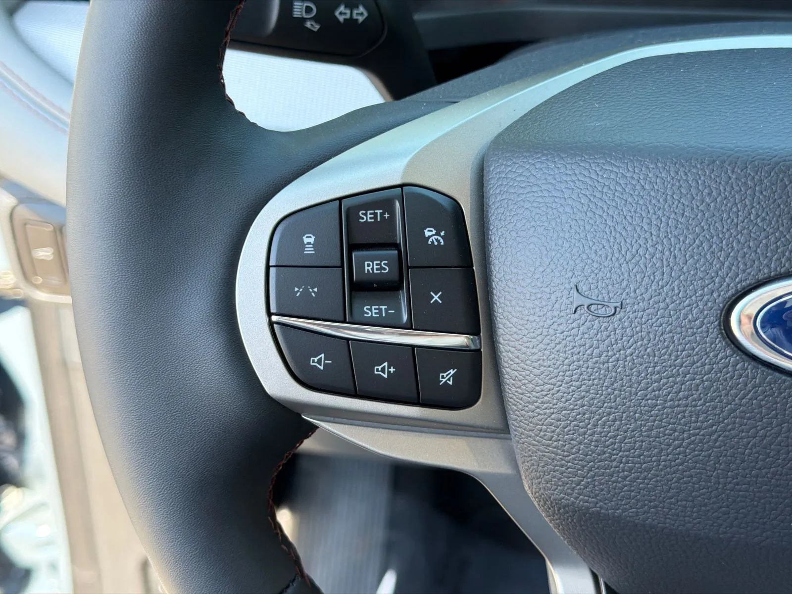 2026 Ford Explorer Active - Photo 28
