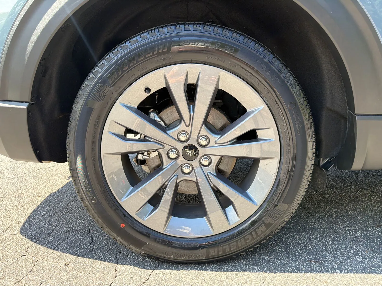 2026 Ford Explorer Active - Photo 18