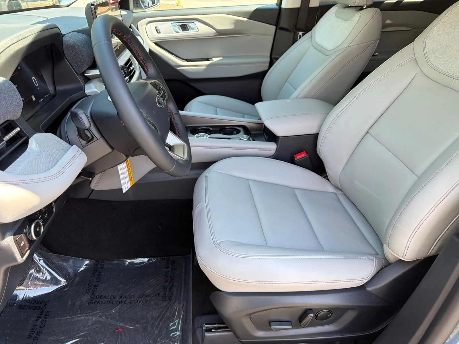 2026 Ford Explorer Active - Photo 10
