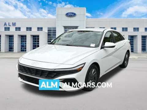 White 2024 Hyundai Elantra SEL for sale in Marietta, GA