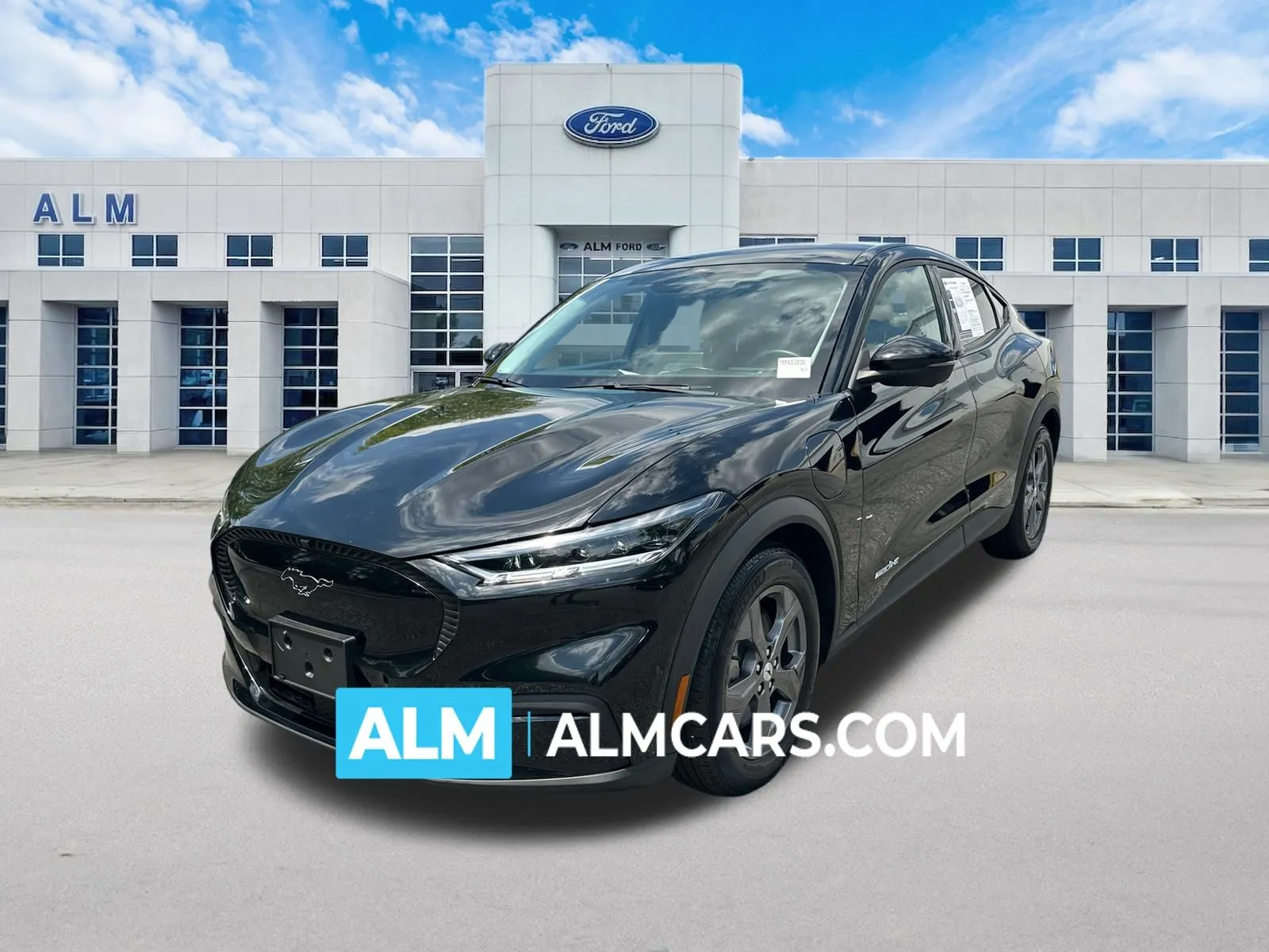 2023 Ford Mustang-Mach-e Select's photo