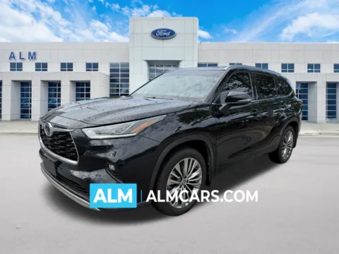 Black 2021 Toyota Highlander Platinum for sale in Marietta, GA