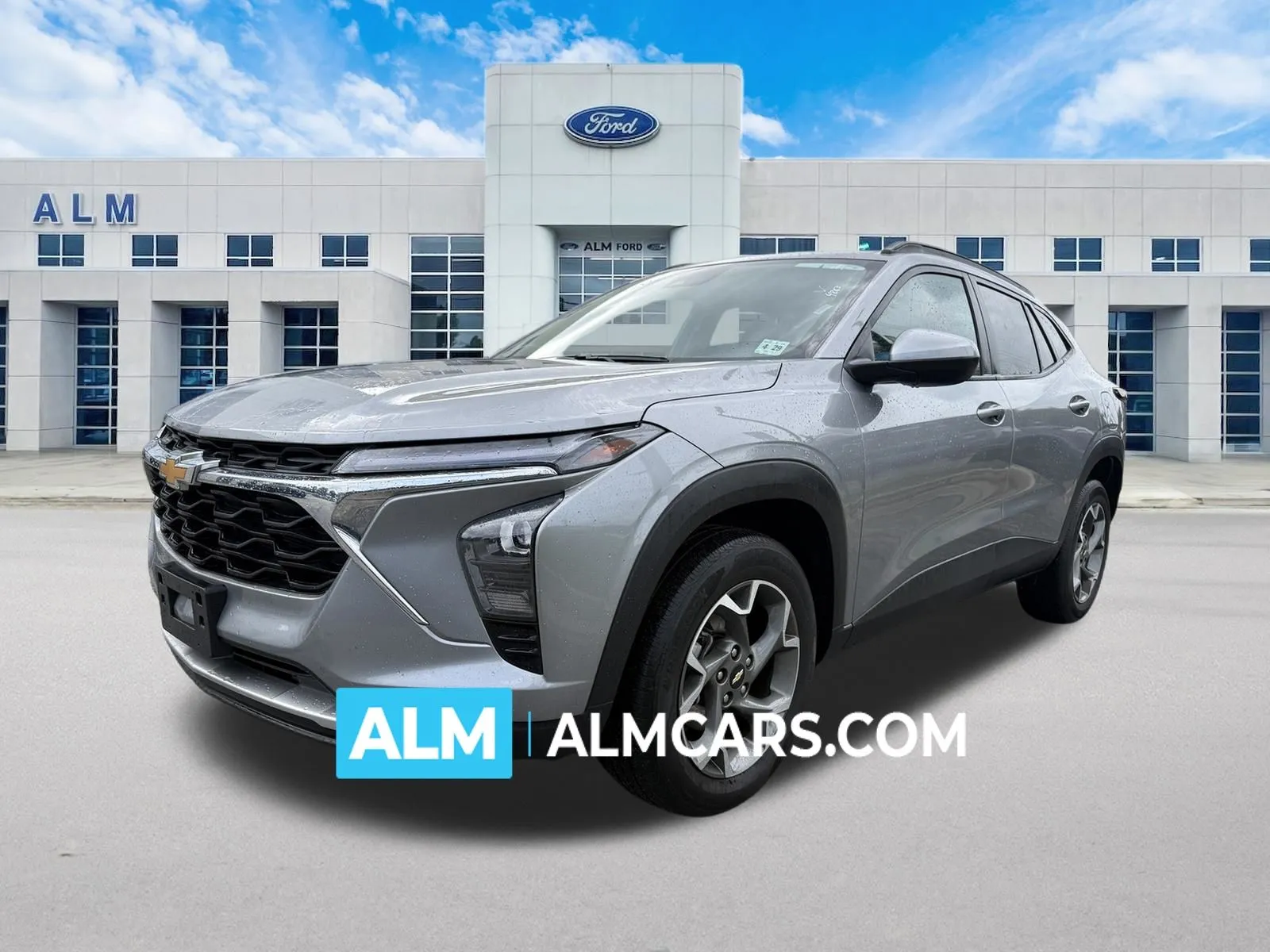 2025 Chevrolet Trax LT's photo