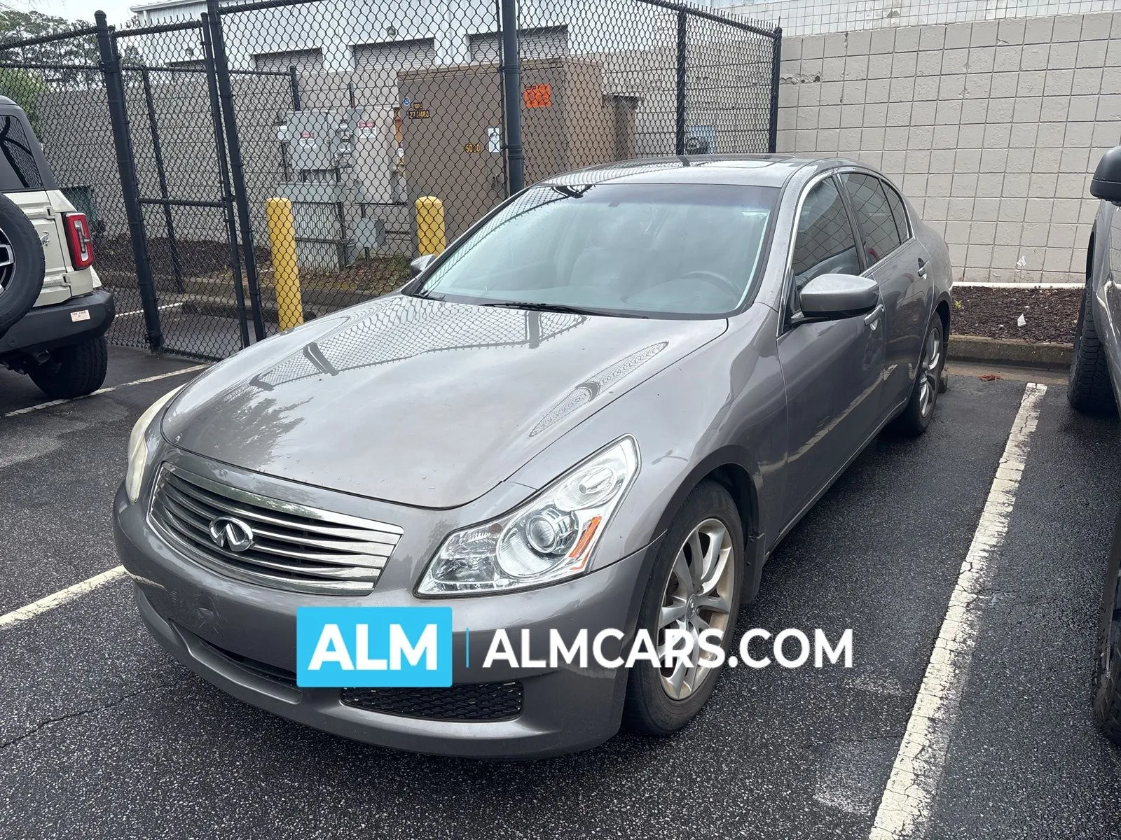 2009 INFINITI G 37 Journey's photo