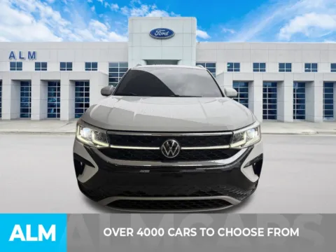 Photos of 2023 Volkswagen Taos 1.5T SEL for sale in Marietta, GA at ALM Ford Marietta
