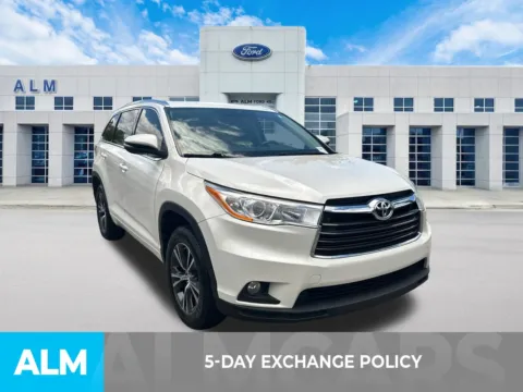 Another view of 2016 Toyota Highlander XLE V6 for sale in Marietta, GA at ALM Ford Marietta