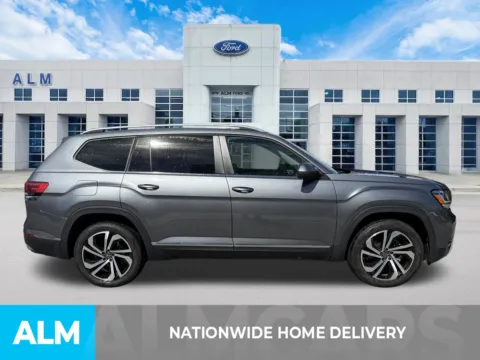 More photos of 2023 Volkswagen Atlas SEL at ALM Ford Marietta, GA