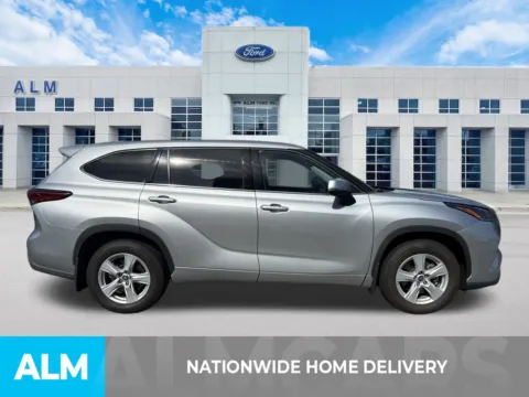 More photos of 2021 Toyota Highlander L at ALM Ford Marietta, GA