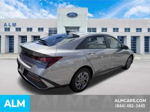 More photos of 2024 Hyundai Elantra SEL at ALM Ford Marietta, GA