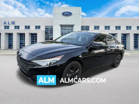 Black 2022 Hyundai Elantra SEL for sale in Marietta, GA