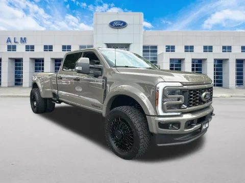 More photos of 2026 Ford F-450SD Platinum at ALM Ford Marietta, GA