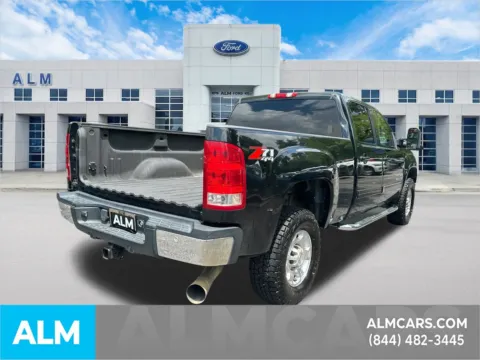 More photos of 2008 GMC Sierra 2500HD SLT at ALM Ford Marietta, GA