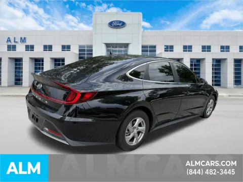 More photos of 2021 Hyundai Sonata SE at ALM Ford Marietta, GA