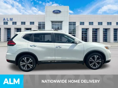 More photos of 2017 Nissan Rogue SL at ALM Ford Marietta, GA