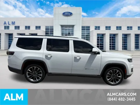 More photos of 2022 Jeep Wagoneer Series III at ALM Ford Marietta, GA