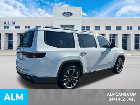 More photos of 2022 Jeep Wagoneer Series III at ALM Ford Marietta, GA