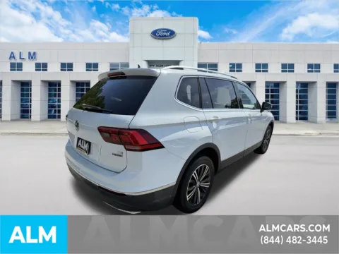 More photos of 2018 Volkswagen Tiguan 2.0T SEL at ALM Ford Marietta, GA
