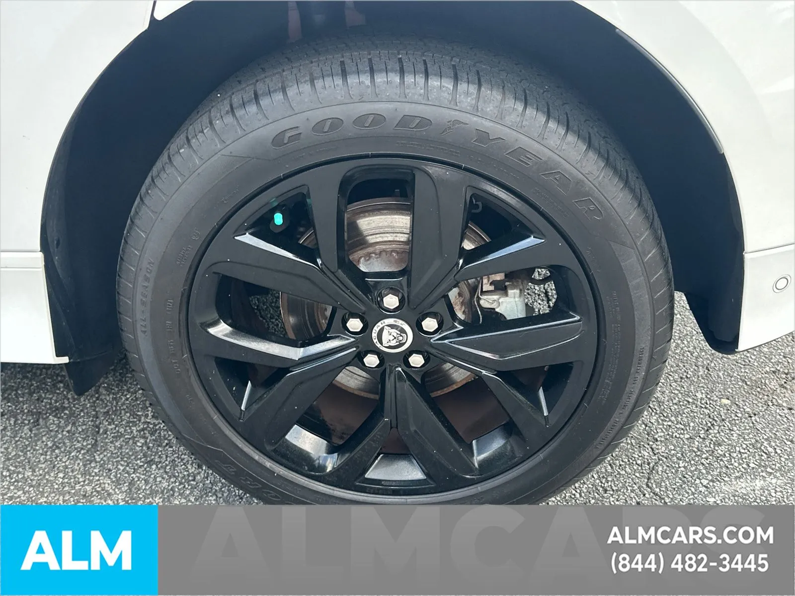 2024 Jaguar I-PACE R-Dynamic HSE - Photo 23