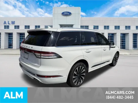 More photos of 2022 Lincoln Aviator Plug-In Hybrid Black Label Grand Touring at ALM Ford Marietta, GA