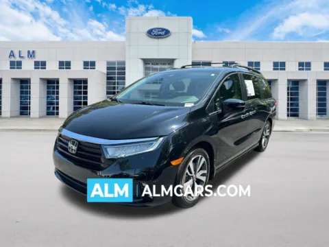 Black 2022 Honda Odyssey Touring for sale in Marietta, GA