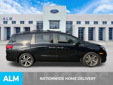 More photos of 2022 Honda Odyssey Touring at ALM Ford Marietta, GA