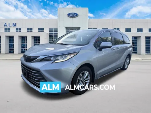 Silver 2021 Toyota Sienna Limited for sale in Marietta, GA