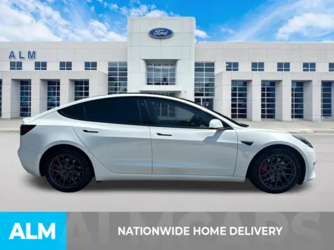 More photos of 2022 Tesla Model 3 Performance at ALM Ford Marietta, GA