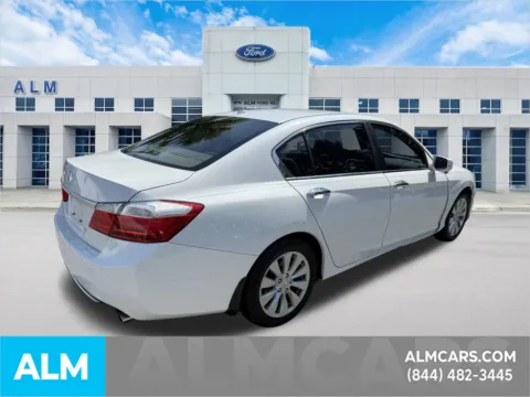 More photos of 2014 Honda Accord EX-L at ALM Ford Marietta, GA