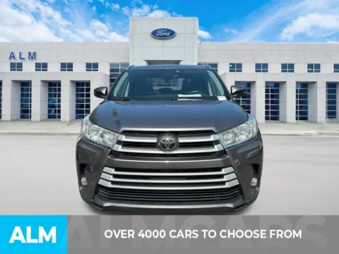Photos of 2018 Toyota Highlander XLE for sale in Marietta, GA at ALM Ford Marietta