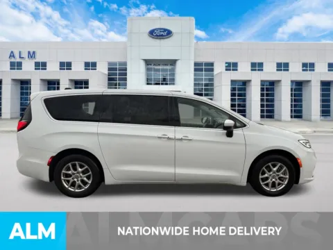 More photos of 2023 Chrysler Pacifica Touring L at ALM Ford Marietta, GA