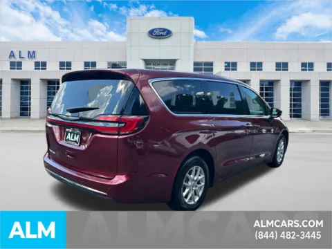 More photos of 2023 Chrysler Pacifica Touring L at ALM Ford Marietta, GA