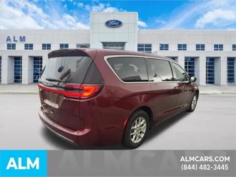 More photos of 2023 Chrysler Pacifica Touring L at ALM Ford Marietta, GA