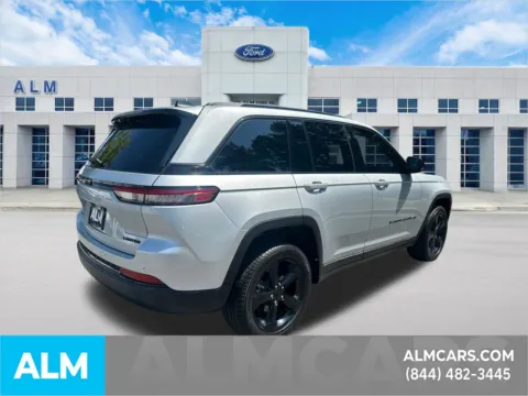 More photos of 2025 Jeep Grand Cherokee Limited at ALM Ford Marietta, GA