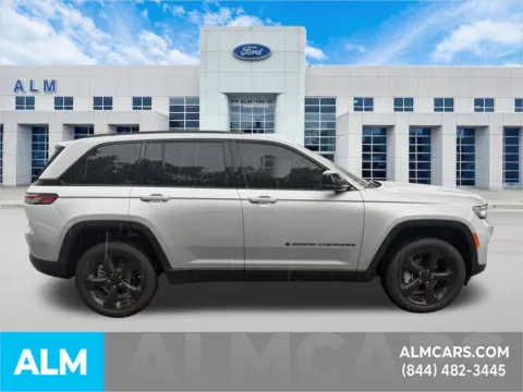 More photos of 2025 Jeep Grand Cherokee Limited at ALM Ford Marietta, GA