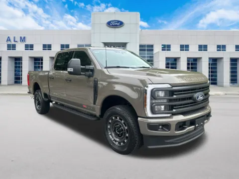 More photos of 2027 Ford F-250SD XLT at ALM Ford Marietta, GA