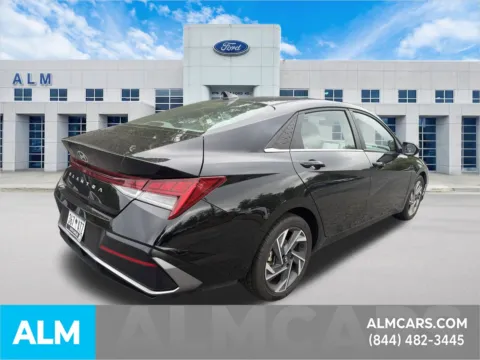 More photos of 2025 Hyundai Elantra SEL Convenience at ALM Ford Marietta, GA