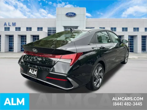 More photos of 2025 Hyundai Elantra SEL Convenience at ALM Ford Marietta, GA
