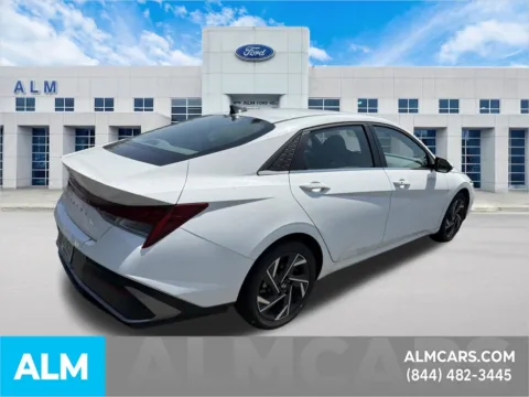 More photos of 2025 Hyundai Elantra SEL Convenience at ALM Ford Marietta, GA